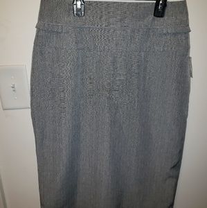 NWT Gray Cross Dye Pencil Skirt